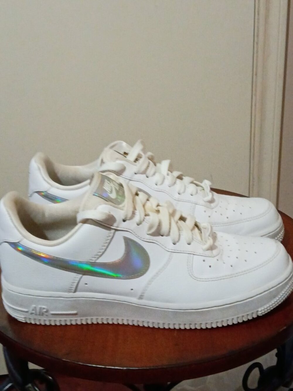 Nike Air Force 1 Low Top White/Silver Iridescent Leather CJ1646-100 Women’s Sz 9